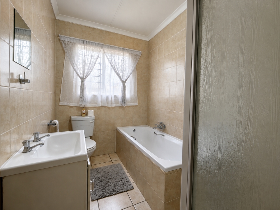 3 Bedroom Property for Sale in Cashan North West